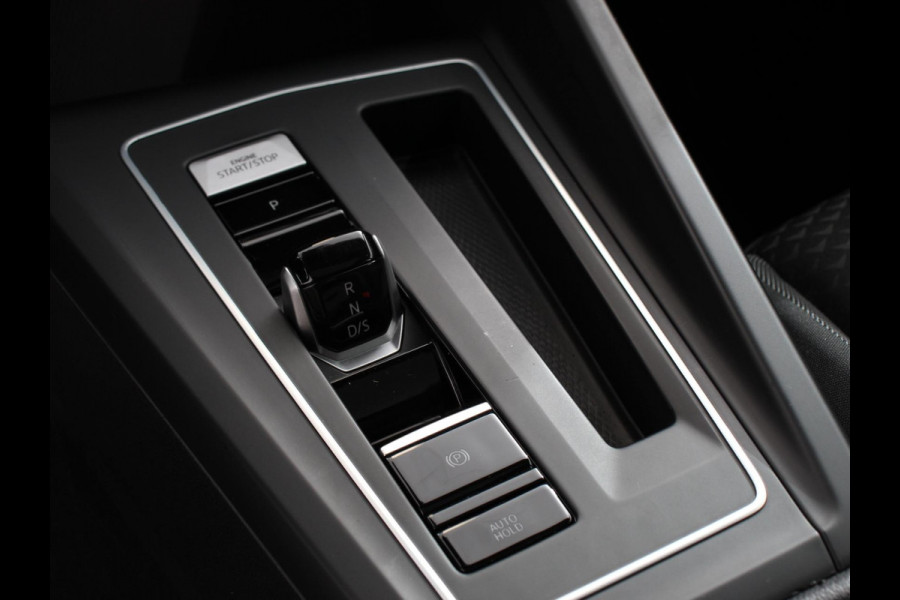 Volkswagen Golf 1.0 eTSI 110pk DSG Active | Panorama dak | Navigatie | Climate Control | Adaptive Cruise Control | Virtual Cockpit | Stoelverwarming | Extra Getint Glas