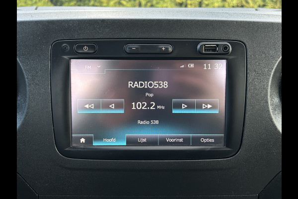 Renault Master T35 2.3 dCi 131 PK / L4H1 / 1e EIG / 5 METER LAADBAK / 3 TONS TREKHAAK / 77.052 KM !! / AIRCO / CRUISE / NAVI / 3-ZITS