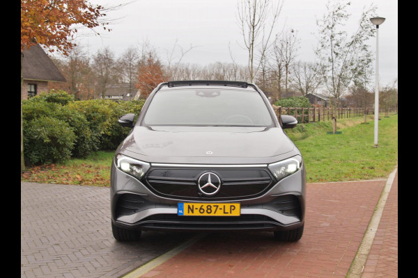 Mercedes-Benz EQA 250 Business Solution AMG 67 kWh | Panoramadak | 360 Camera | Head-Up Display | Sfeerverlichting |