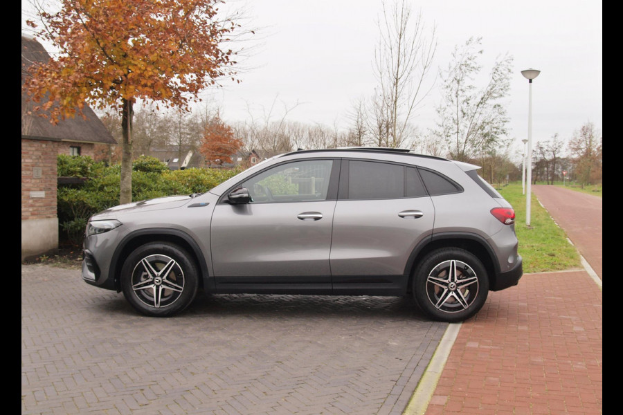 Mercedes-Benz EQA 250 Business Solution AMG 67 kWh | Panoramadak | 360 Camera | Head-Up Display | Sfeerverlichting |