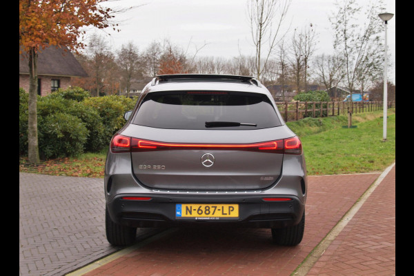 Mercedes-Benz EQA 250 Business Solution AMG 67 kWh | Panoramadak | 360 Camera | Head-Up Display | Sfeerverlichting |