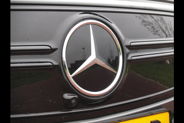 Mercedes-Benz EQA 250 Business Solution AMG 67 kWh | Panoramadak | 360 Camera | Head-Up Display | Sfeerverlichting |
