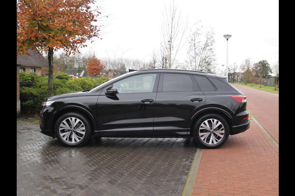 Audi Q4 e-tron 40 Launch edition Advanced 77 kWh | Black Optic | Warmtepomp | Achteruitrijcamera | NL-Auto |