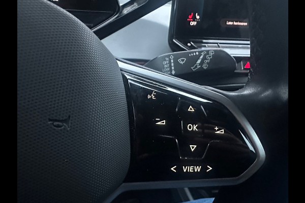 Volkswagen ID.3 First Plus 58 kWh CAMERA / STOELVERW.