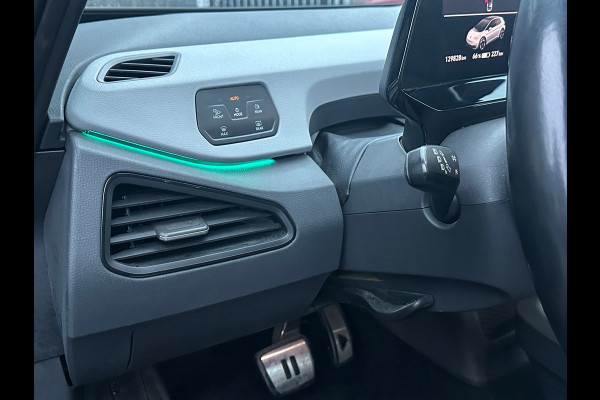 Volkswagen ID.3 First Plus 58 kWh CAMERA / STOELVERW.