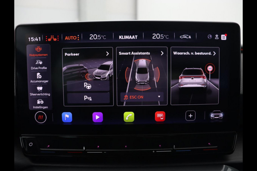 CUPRA Leon 1.4 eHybrid | Stoelverwarming | Carplay | Camera | Navigatie | Sfeerverlichting | Stuurverwarming | Keyless | Adaptive cruise | Sportstoelen | Climate control | Park Assist | PHEV | Plug In