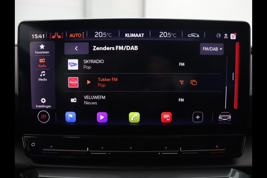 CUPRA Leon 1.4 eHybrid | Stoelverwarming | Carplay | Camera | Navigatie | Sfeerverlichting | Stuurverwarming | Keyless | Adaptive cruise | Sportstoelen | Climate control | Park Assist | PHEV | Plug In