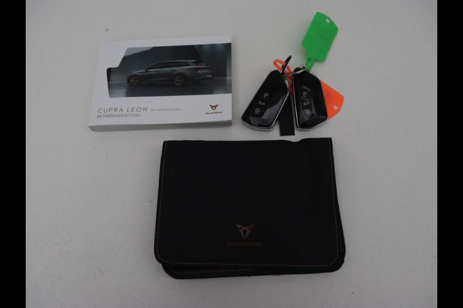 CUPRA Leon 1.4 eHybrid | Stoelverwarming | Carplay | Camera | Navigatie | Sfeerverlichting | Stuurverwarming | Keyless | Adaptive cruise | Sportstoelen | Climate control | Park Assist | PHEV | Plug In