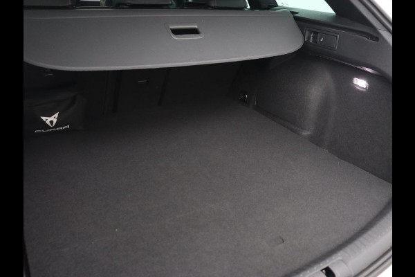 CUPRA Leon 1.4 eHybrid | Stoelverwarming | Carplay | Camera | Navigatie | Sfeerverlichting | Stuurverwarming | Keyless | Adaptive cruise | Sportstoelen | Climate control | Park Assist | PHEV | Plug In