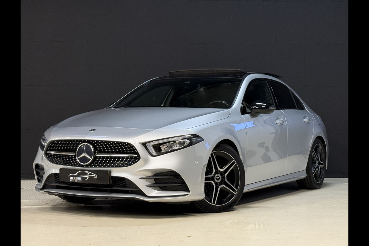 Mercedes-Benz A-Klasse 200 Launch Edition Premium | AMG Line | Panoramadak | LED Performance