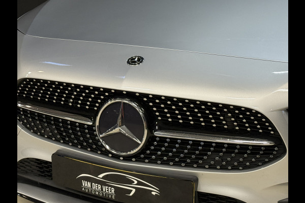 Mercedes-Benz A-Klasse 200 Launch Edition Premium | AMG Line | Panoramadak | LED Performance