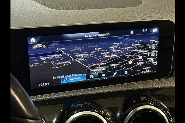 Mercedes-Benz A-Klasse 200 Launch Edition Premium | AMG Line | Panoramadak | LED Performance