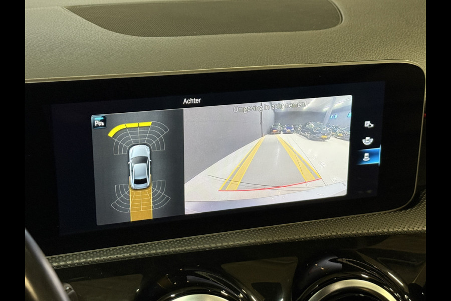 Mercedes-Benz A-Klasse 200 Launch Edition Premium | AMG Line | Panoramadak | LED Performance