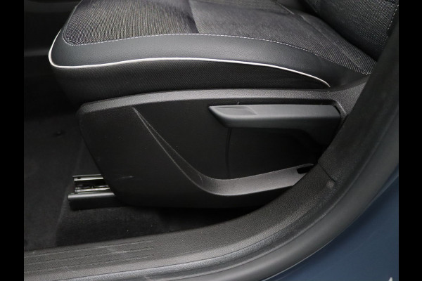 Renault Captur 100pk TCe Intens Cruise | Climate | Carplay | Navi | Parkeersens. achter