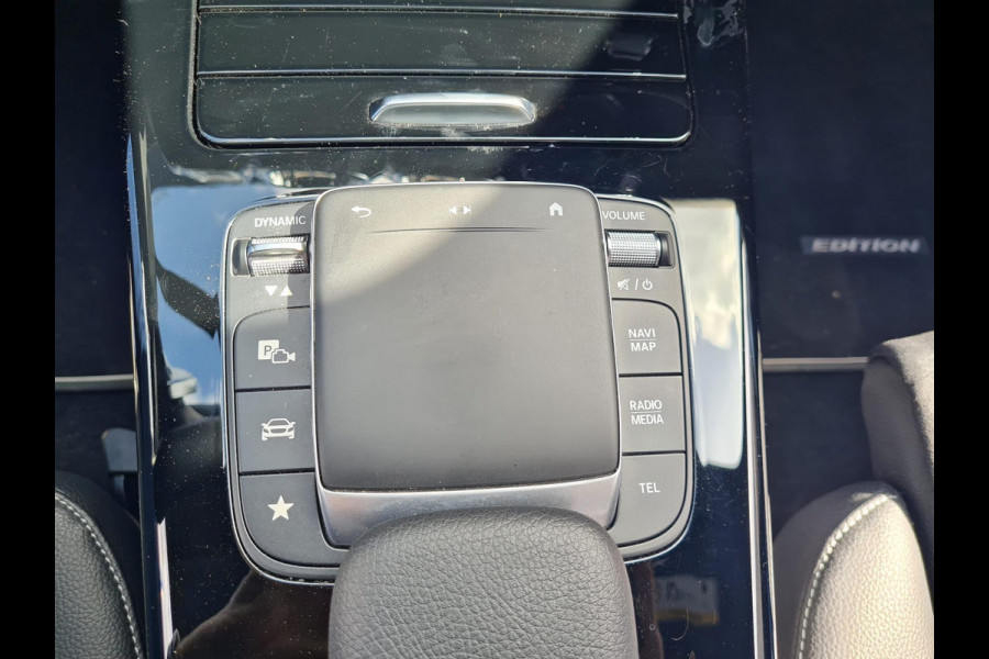 Mercedes-Benz A-Klasse 250 e Premium  | widescreen | 19"AMG velgen | sfeerverlichting | blind-spot | trekhaak |