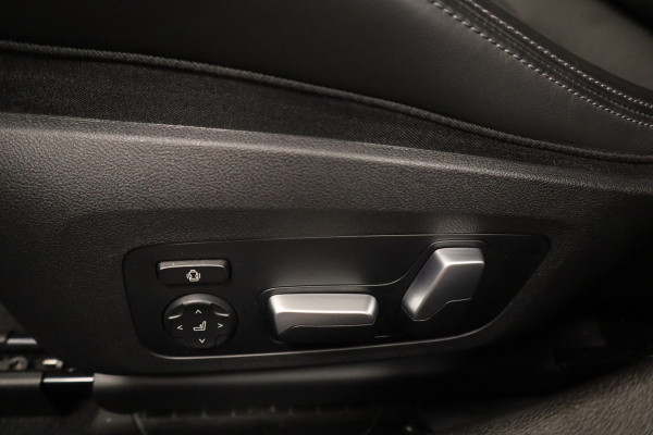 BMW 3 Serie Touring M3 xDrive Competition Akrapovič Co-Pilot Head-UP Fabrieksgarantie 510pk!