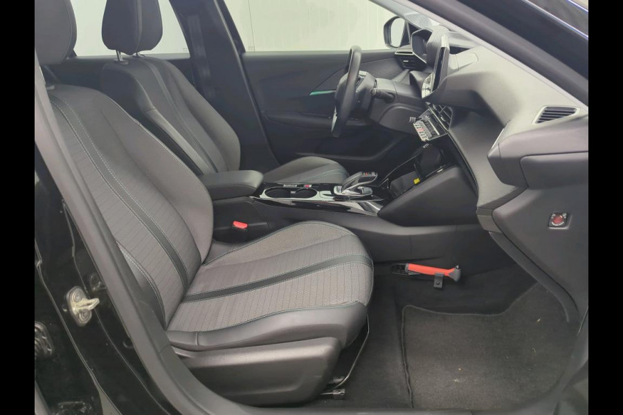 Peugeot e-208 EV Allure Pack 50 kWh Airco ECC Navi Carplay PDC VA + Camera Stoelverwarming Full LED LM Velgen Virtual Cockpit Cruise Control