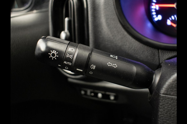 Kia Picanto 1.0 MPi DynamicPlusLine Sport (APPLE CARPLAY,NAVI,CAMERA,PDC,SPORTSTOELEN,LM VELGEN,NIEUWE APK,NETTESTAAT)