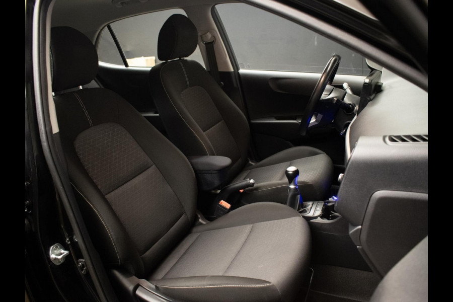 Kia Picanto 1.0 MPi DynamicPlusLine Sport (APPLE CARPLAY,NAVI,CAMERA,PDC,SPORTSTOELEN,LM VELGEN,NIEUWE APK,NETTESTAAT)