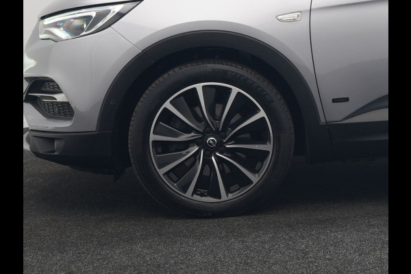 Opel Grandland 1.6 Turbo Ultimate Plug In Hybrid 225pk Dealer O.H PHEV | Lederen Sportstoelen Memory & Ventilatie | Adaptive Cruise | Apple Carplay | Stoelen & Stuur Verwarmd | Blis | Keyless | LED | Navigatie | 19"LM | DAB |