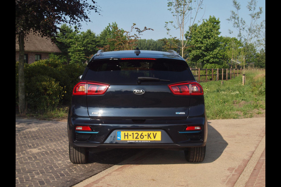 Kia e-Niro ExecutiveLine 64 kWh | Camera | Apple Carplay | Cruise Control | JBL | Leer |