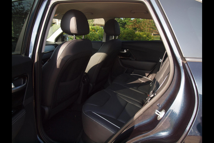 Kia e-Niro ExecutiveLine 64 kWh | Camera | Apple Carplay | Cruise Control | JBL | Leer |