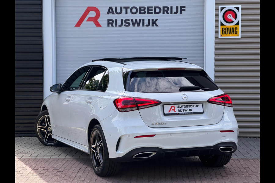 Mercedes-Benz A-Klasse 250 e Business Solution AMG Pano/Sfeer/Camera