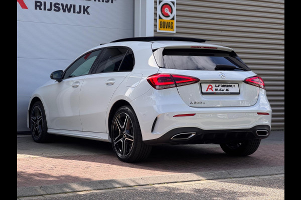 Mercedes-Benz A-Klasse 250 e Business Solution AMG Pano/Sfeer/Camera
