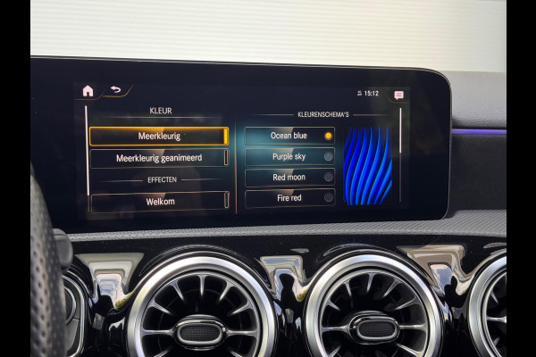 Mercedes-Benz A-Klasse 250 e Business Solution AMG Pano/Sfeer/Camera