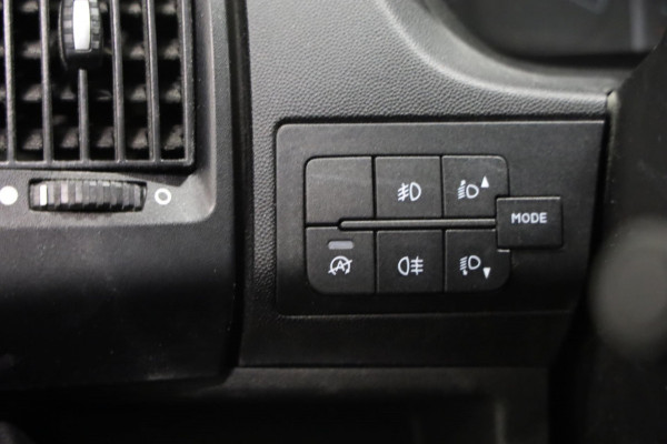 Peugeot Boxer 2.2 BlueHDi 140PK L3/H2 ZWART NAVI CAMERA PDC CRUISE CONTROL AIRCO LEASE V/A 122,- P.M. INRUIL MOGELIJK