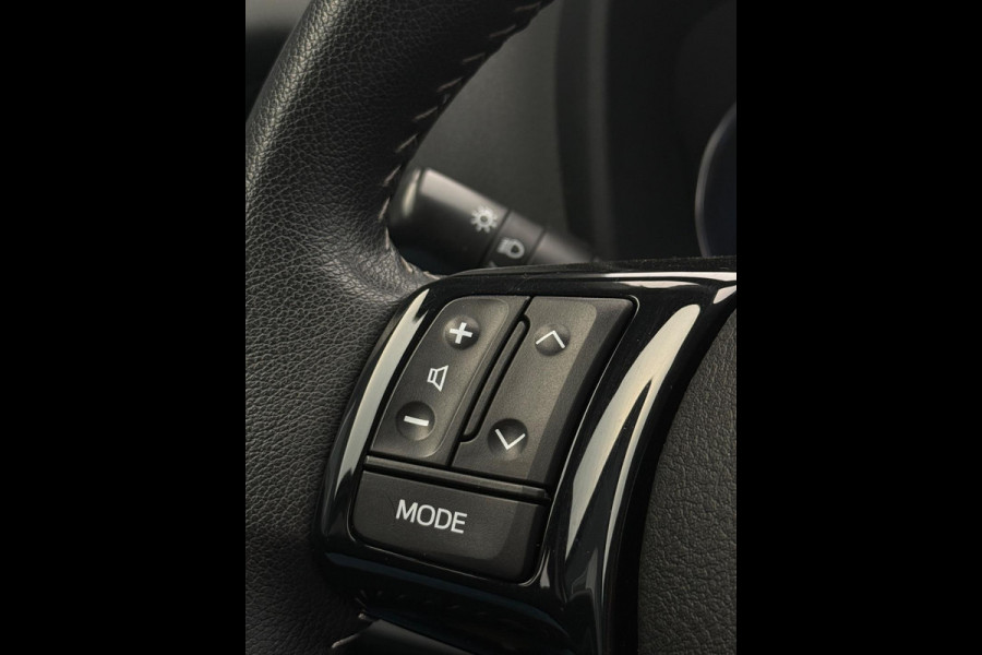 Toyota Yaris 1.5 Hybrid Dynamic Camera CarPlay