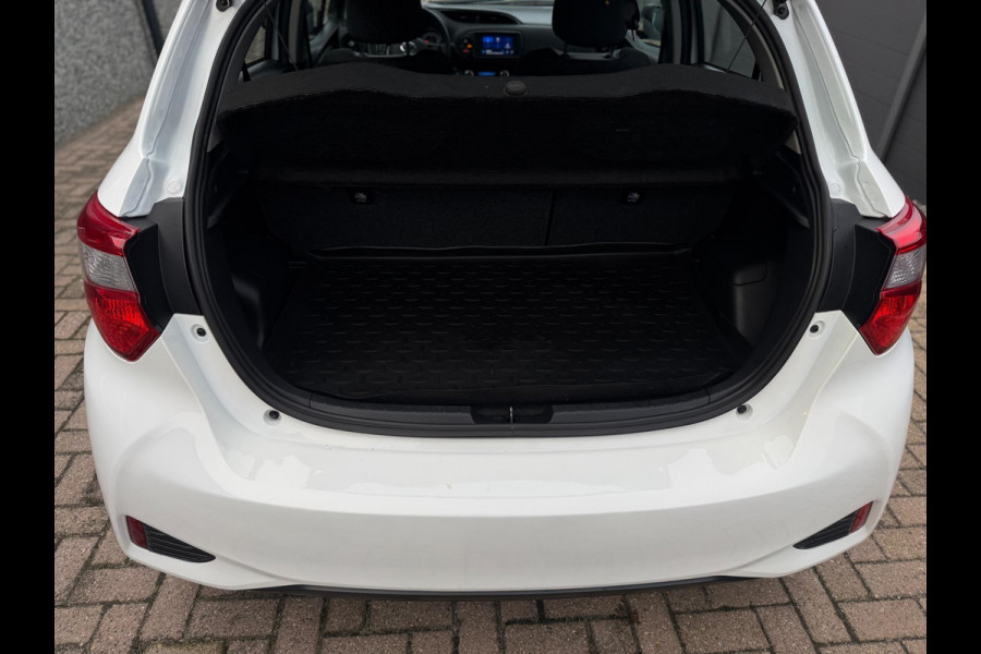 Toyota Yaris 1.5 Hybrid Dynamic Camera CarPlay