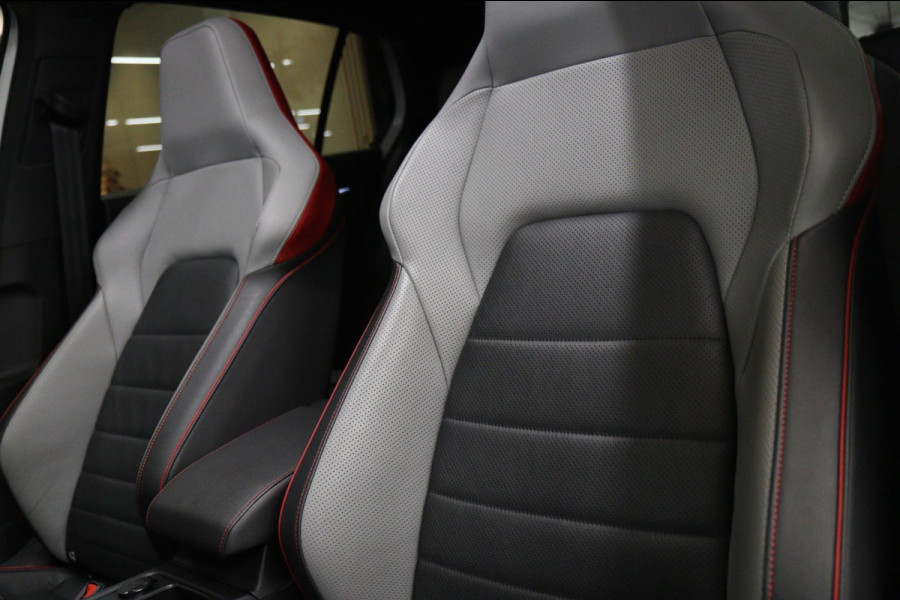 Volkswagen Golf 2.0 TSI GTI CLUBSPORT 45 JAHRE /PANO/AKRA/IQ-LIGHT/NURBURGRING//VOLL