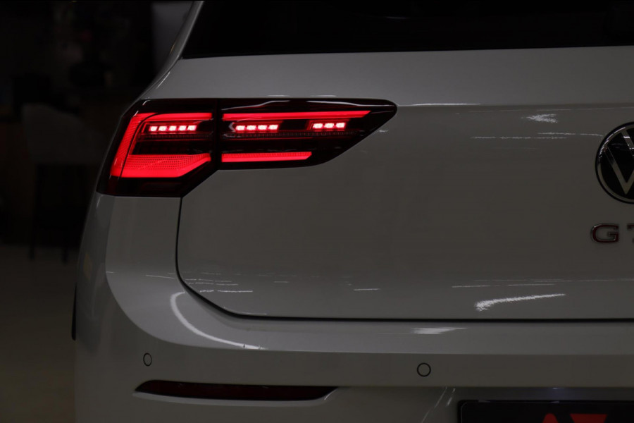 Volkswagen Golf 2.0 TSI GTI CLUBSPORT 45 JAHRE /PANO/AKRA/IQ-LIGHT/NURBURGRING//VOLL