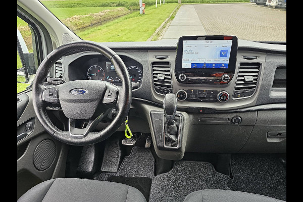 Ford Transit Custom 320 2.0 TDCI L2H1 DC Automaat Navi Cruise Automaat 6 pers