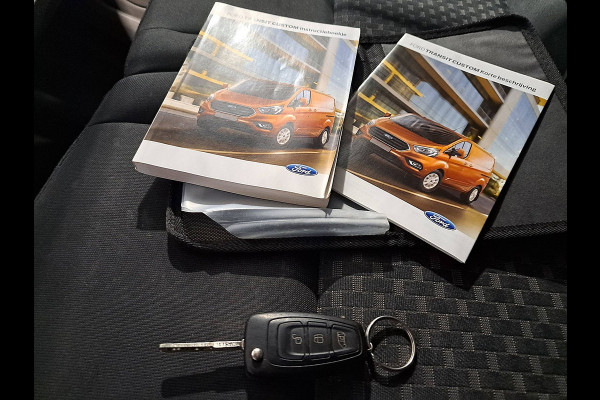 Ford Transit Custom 320 2.0 TDCI L2H1 DC Automaat Navi Cruise Automaat 6 pers