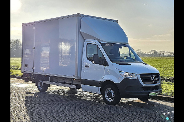 Mercedes-Benz Sprinter 317 170pk L3 RWD Bakwagen Laadklep Automaat Mbux Cruise
