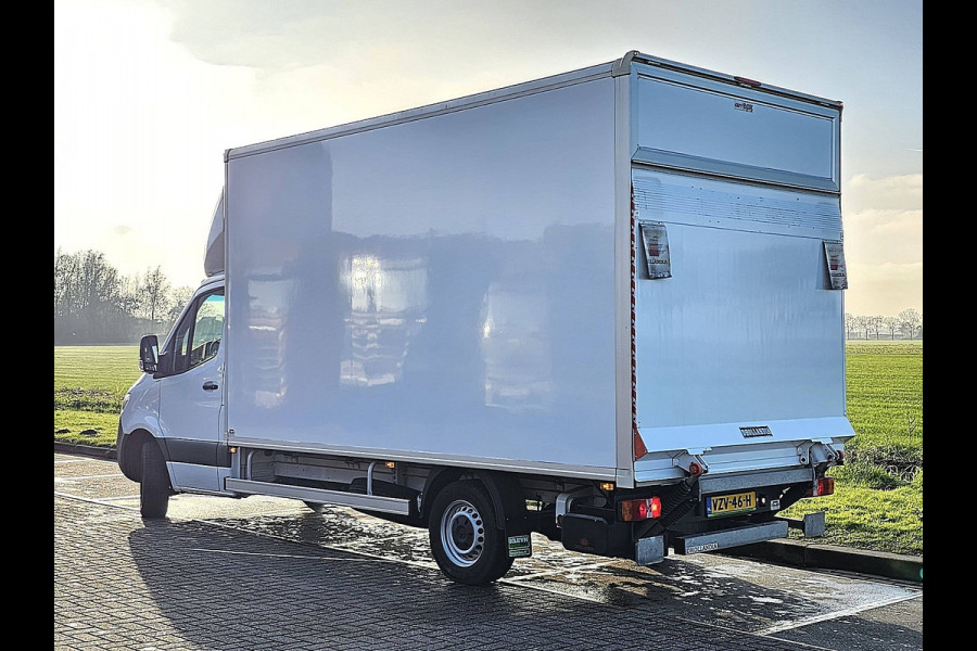 Mercedes-Benz Sprinter 317 170pk L3 RWD Bakwagen Laadklep Automaat Mbux Cruise
