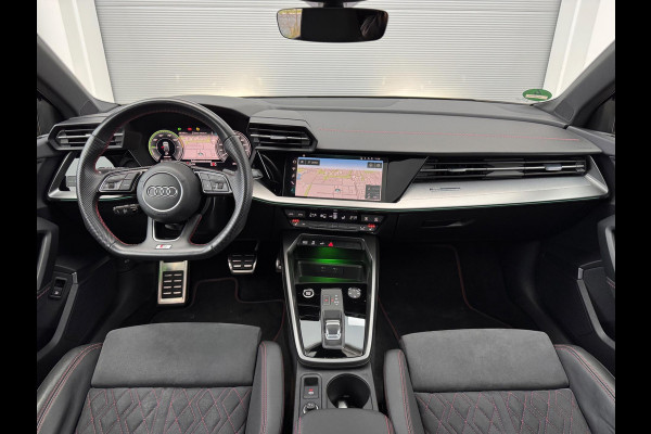 Audi A3 Sportback 45 TFSI e S edition Competition RS zetels/B&O/Pano