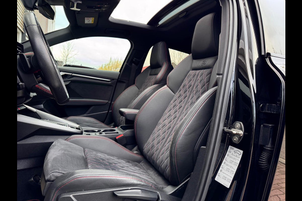 Audi A3 Sportback 45 TFSI e S edition Competition RS zetels/B&O/Pano