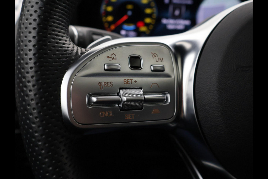 Mercedes-Benz EQC 400 4MATIC 408 PK AMG LINE + 21 INCH | SCHUIFDAK | HEAD-UP | TREKHAAK | 360 CAMERA | SFEERVERLICHTING