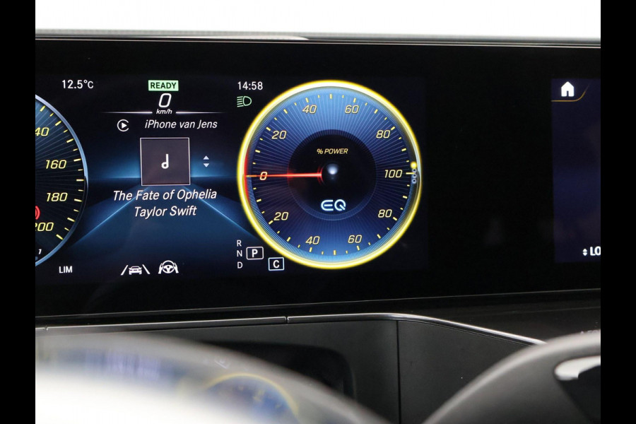 Mercedes-Benz EQC 400 4MATIC 408 PK AMG LINE + 21 INCH | SCHUIFDAK | HEAD-UP | TREKHAAK | 360 CAMERA | SFEERVERLICHTING