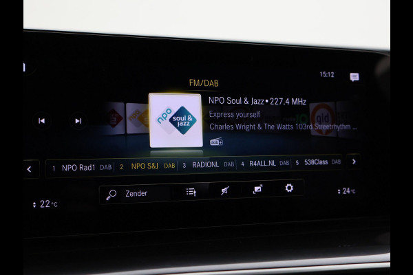 Mercedes-Benz EQC 400 4MATIC 408 PK AMG LINE + 21 INCH | SCHUIFDAK | HEAD-UP | TREKHAAK | 360 CAMERA | SFEERVERLICHTING