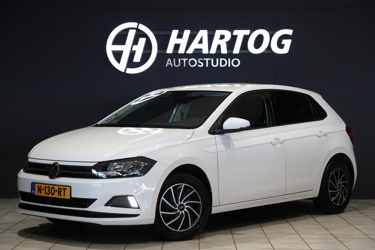Volkswagen Polo 1.0 TSI Comfortline Automaat + STOELVERWARMING / TREKHAAK / APPLE CARPLAY