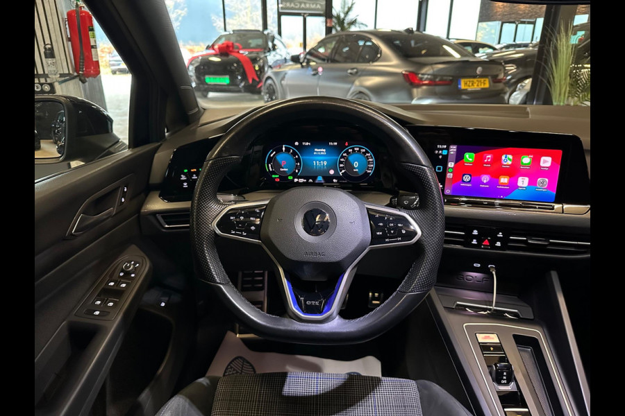Volkswagen Golf 1.4 eHybrid GTE|PANO|HEADUP|BOMVOL!