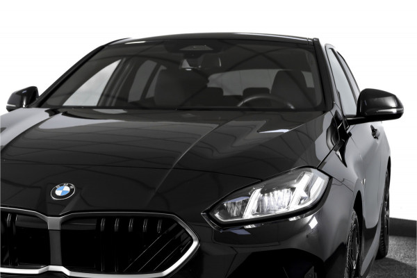 BMW 1-serie 120 M Sport (Nieuw Model) - Automaat | Dig. Cockpit | Adapt. Cruise | Stoelverw. | PDC | Camera | NAV + App. Connect | ECC | DAB | LM 18" | 0268