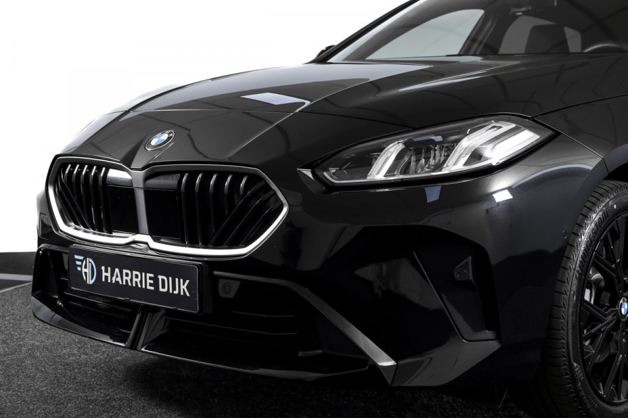 BMW 1-serie 120 M Sport (Nieuw Model) - Automaat | Dig. Cockpit | Adapt. Cruise | Stoelverw. | PDC | Camera | NAV + App. Connect | ECC | DAB | LM 18" | 0268