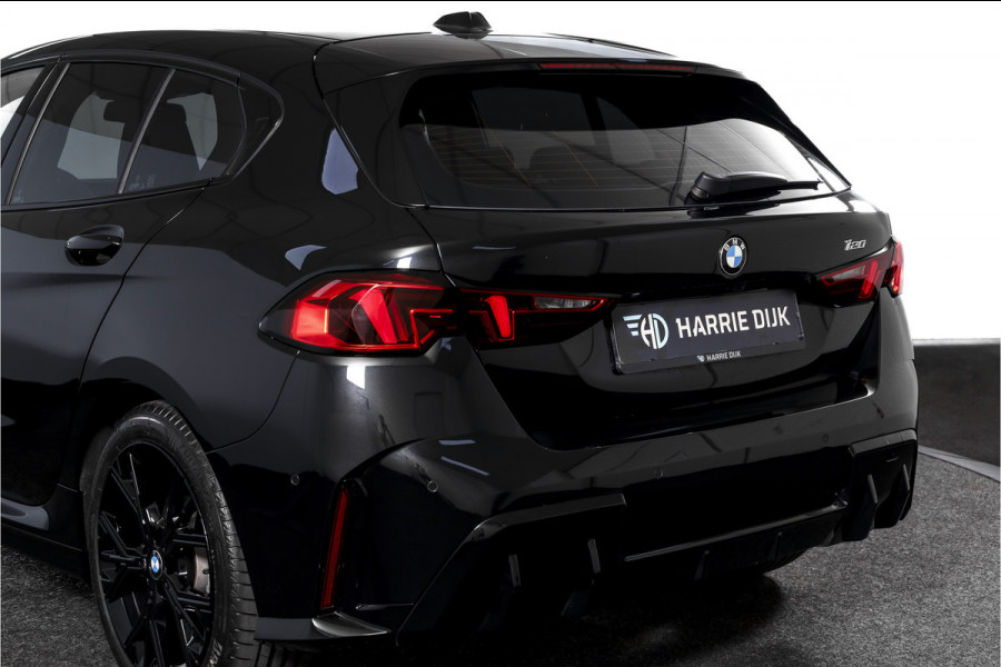 BMW 1-serie 120 M Sport (Nieuw Model) - Automaat | Dig. Cockpit | Adapt. Cruise | Stoelverw. | PDC | Camera | NAV + App. Connect | ECC | DAB | LM 18" | 0268