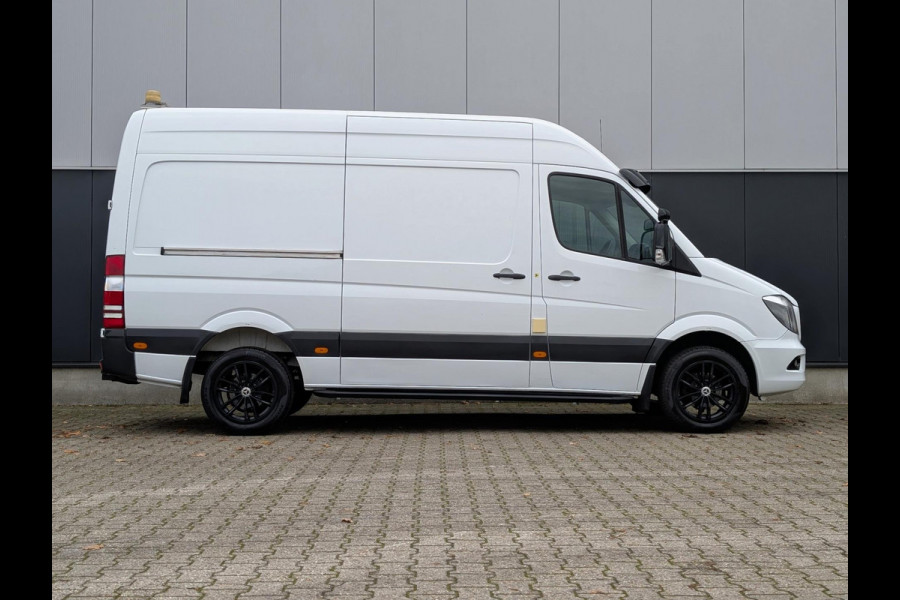 Mercedes-Benz Sprinter 316 160PK RWD 3500KG TREKHAAK AIRCO STANDKACHEL L2H2