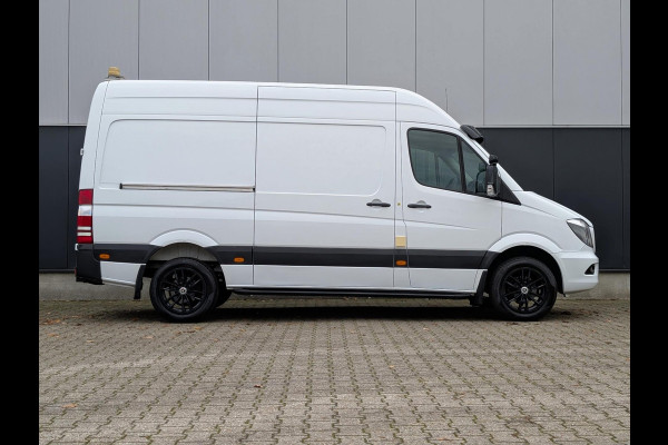 Mercedes-Benz Sprinter 316 160PK RWD 3500KG TREKHAAK AIRCO STANDKACHEL L2H2